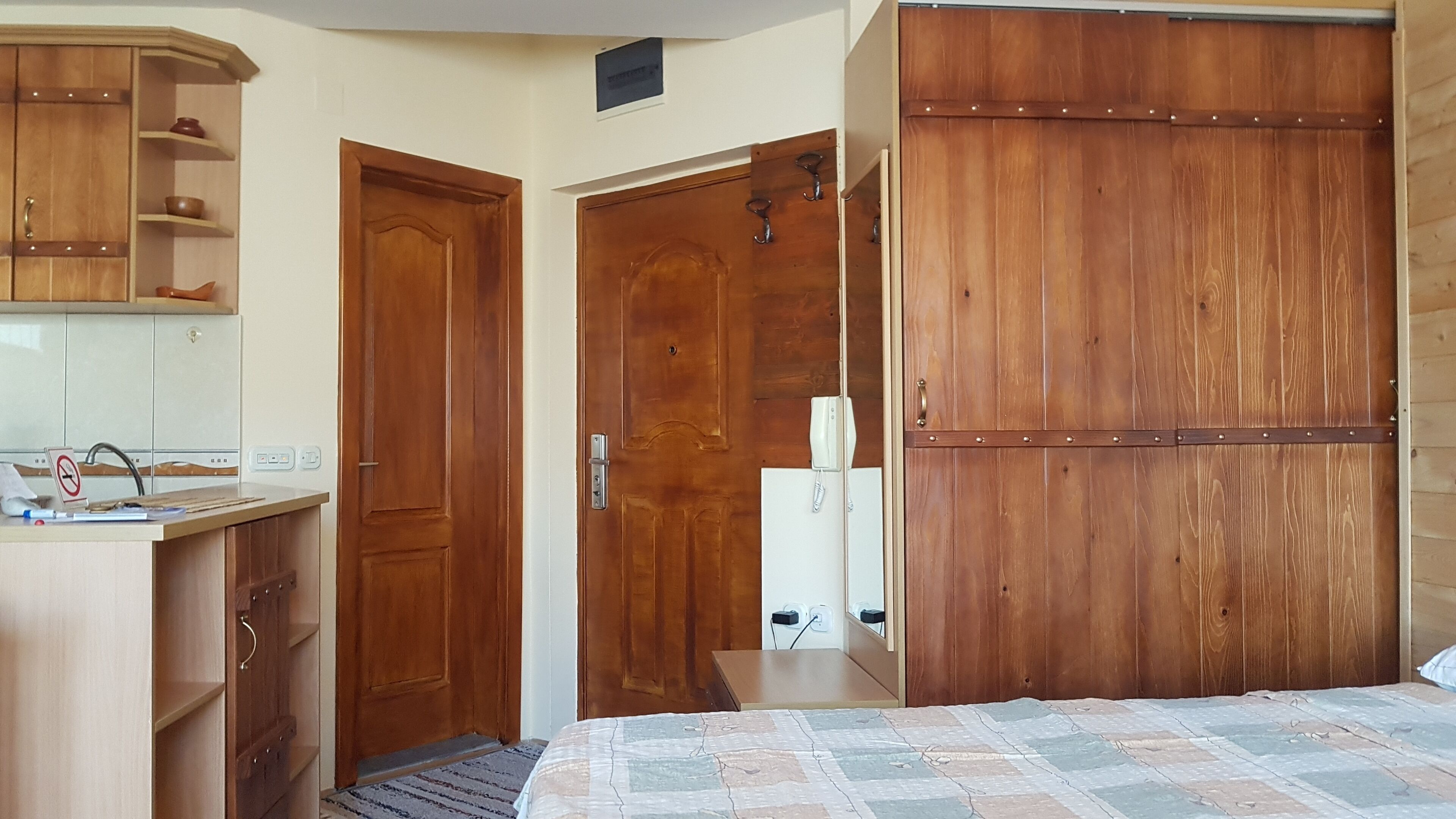 Luccia Apartments- Very Central Cozy Condo