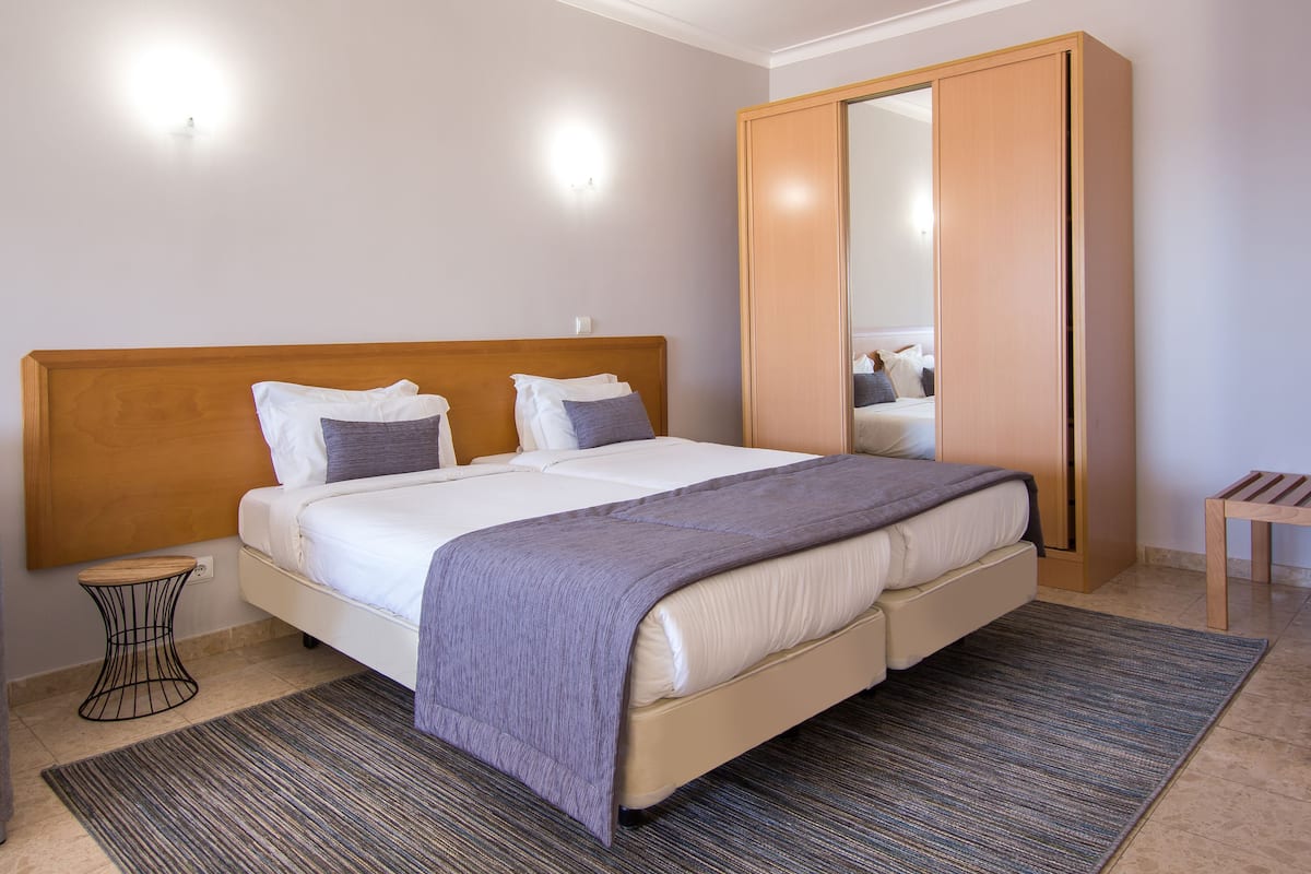 Studio supérieur, 1 lit double | 1 chambre, literie de qualité, coffre-fort, fer et planche à repasser