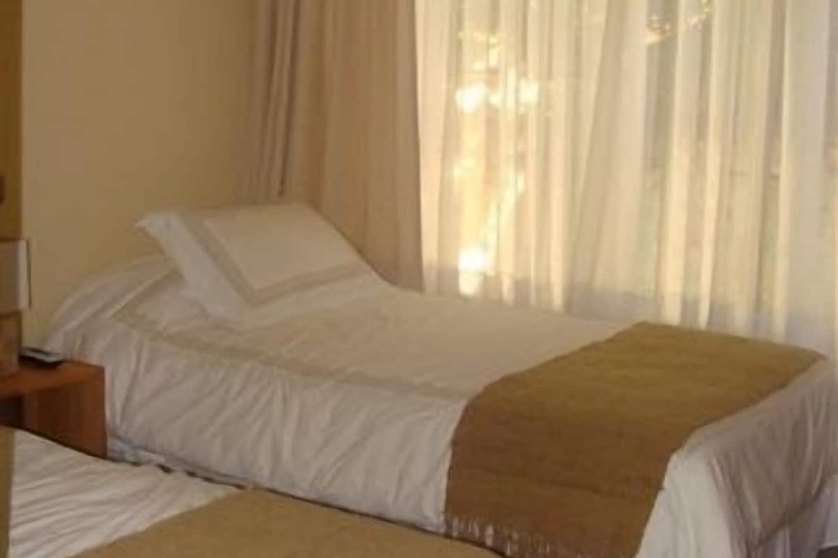 premium bedding, desk, free wifi