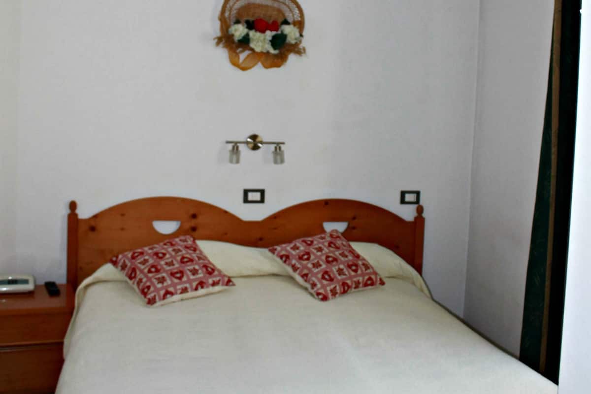 1 bilik tidur, cadar Frette Itali, peralatan tempat tidur premium