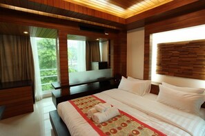 Premium bedding, minibar, in-room safe, blackout curtains - Baannueng at Aree 5 Hotel (Bangkok)