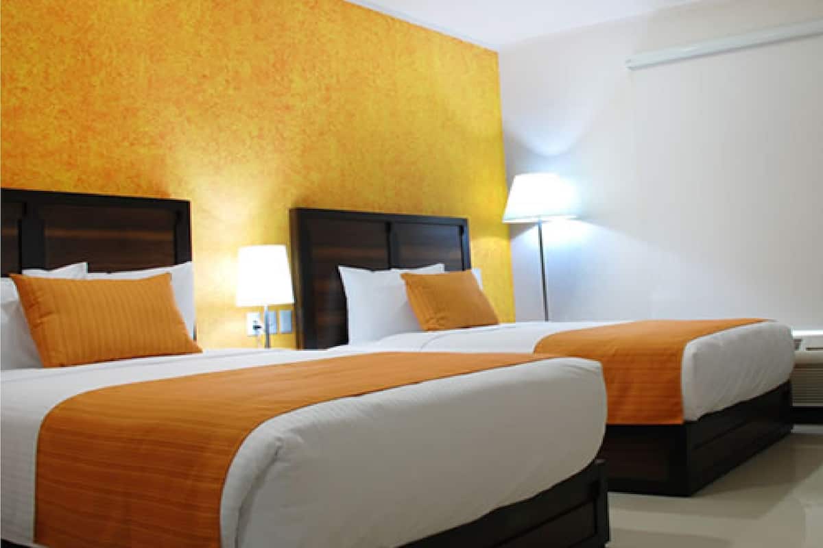 premium bedding, pillow-top beds, in-room safe, desk