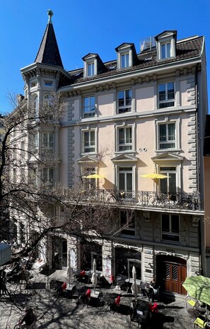 Front of property - PLATZHIRSCH ZÜRICH - Downtown Boutique Hotel & Sushi Lounge (Zürich)
