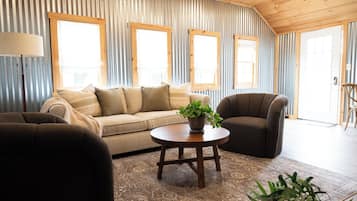 Standard Suite, 1 King Bed, Accessible | Living area | Smart TV