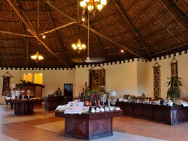 Desayuno buffet incluido todos los días 