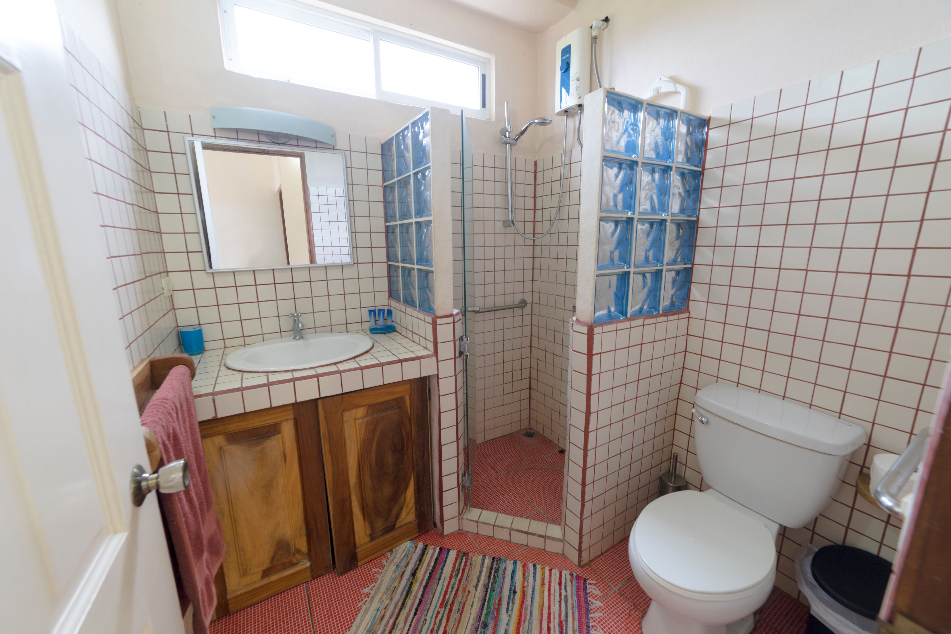 villa, 2 double beds | bathroom | shower, rainfall showerhead, free toiletries, towels