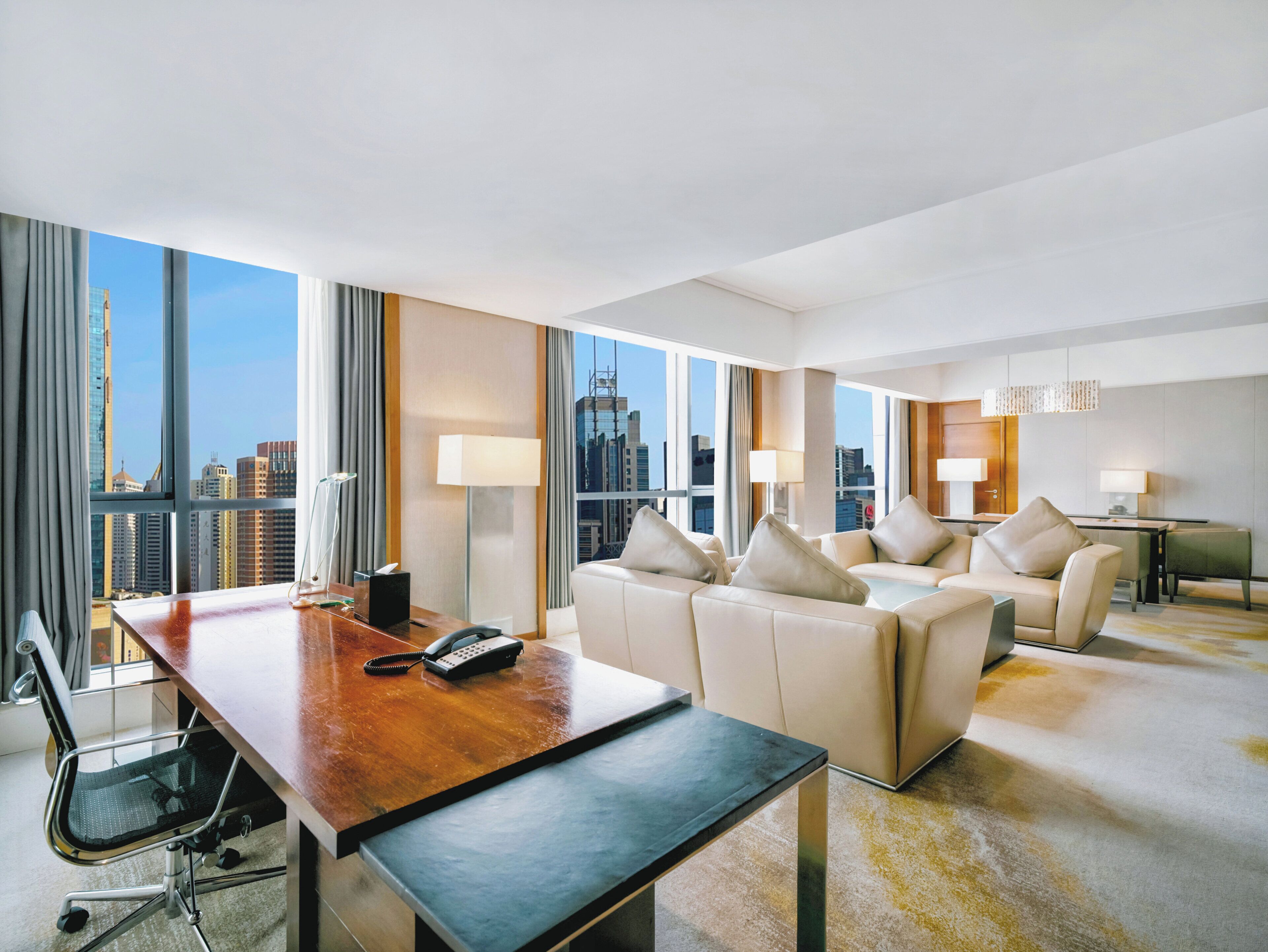 Suite, 1 Bedroom (Dining Areas) | Minibar, in-room safe, desk, blackout drapes