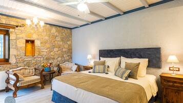 Family Apartment | Premium bedding, free WiFi