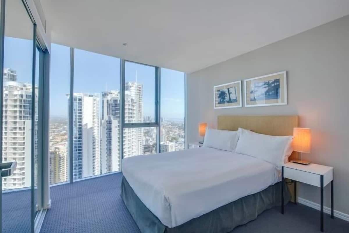Premium bedding, down comforters, pillowtop beds, in-room safe