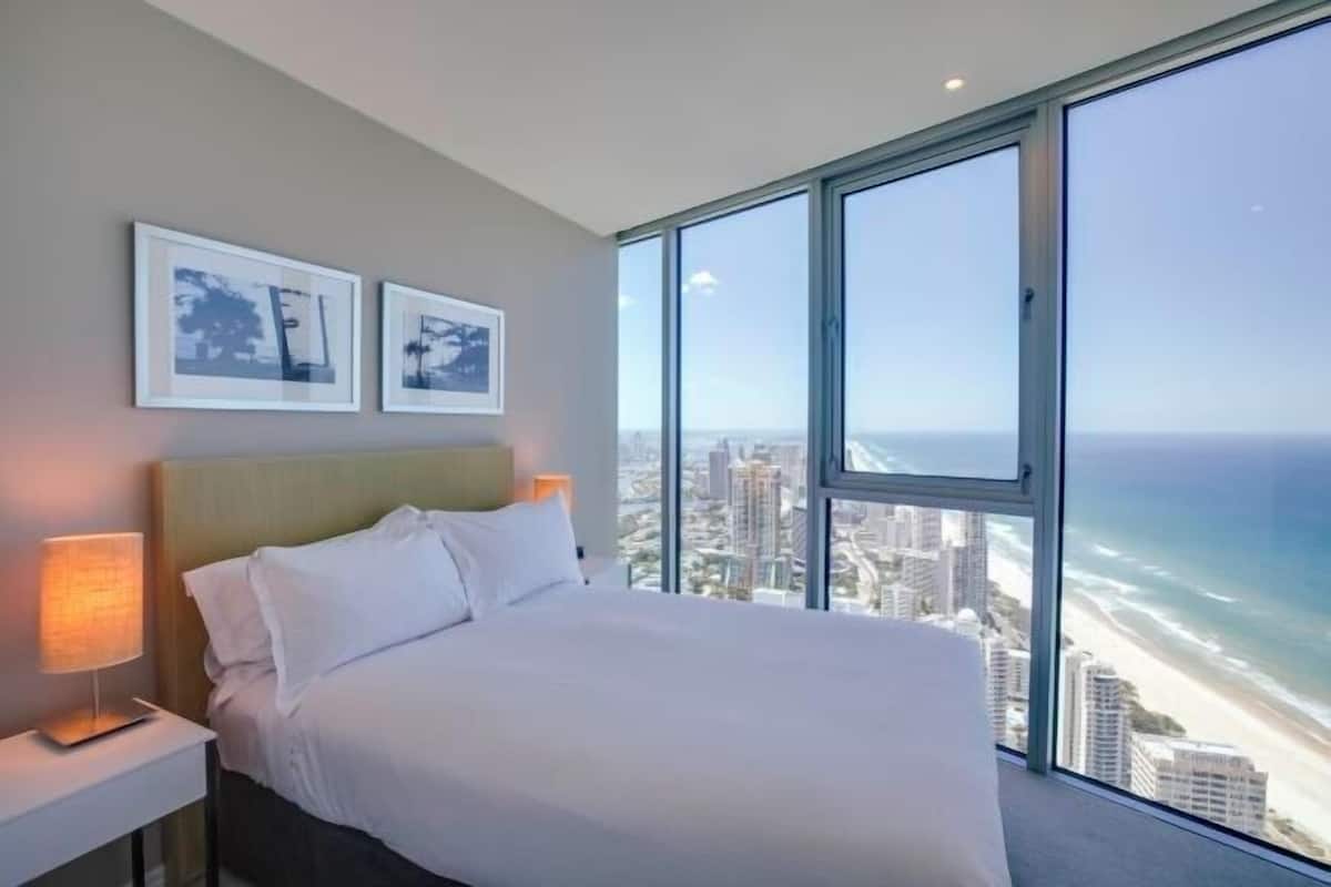 Premium bedding, down comforters, pillowtop beds, in-room safe