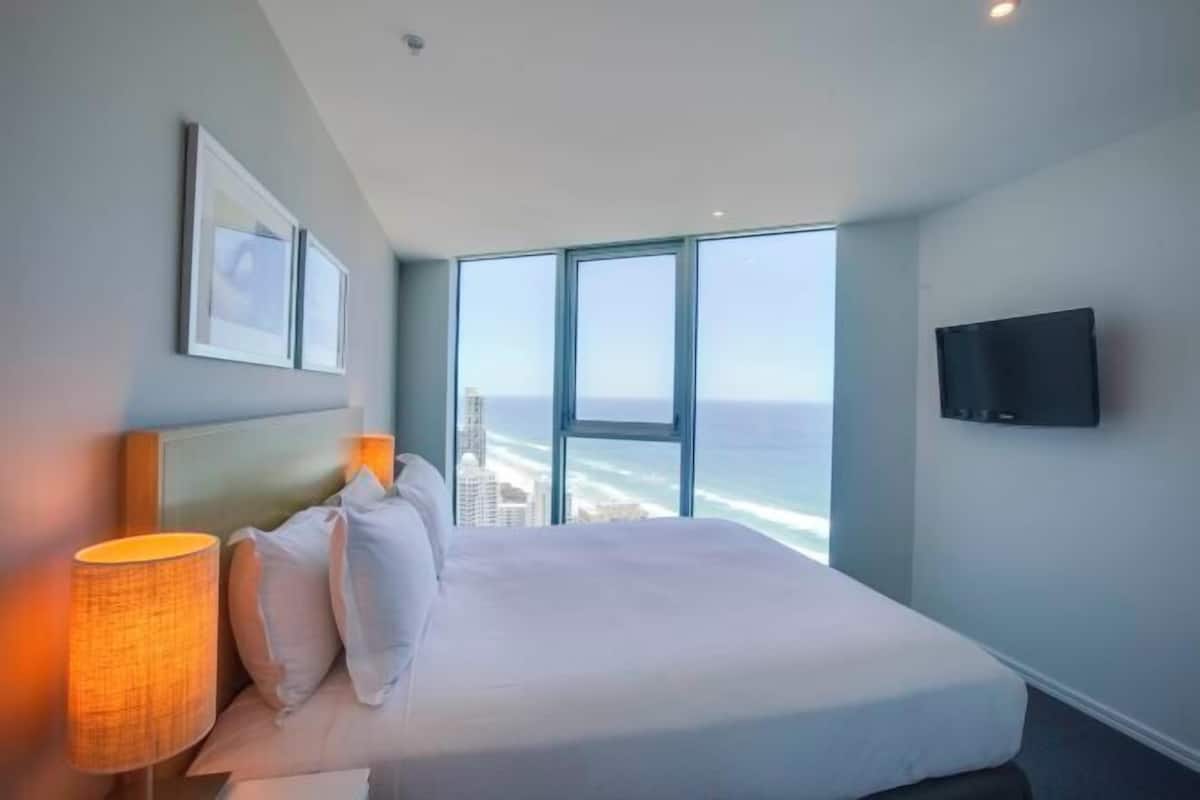 Premium bedding, down comforters, pillowtop beds, in-room safe