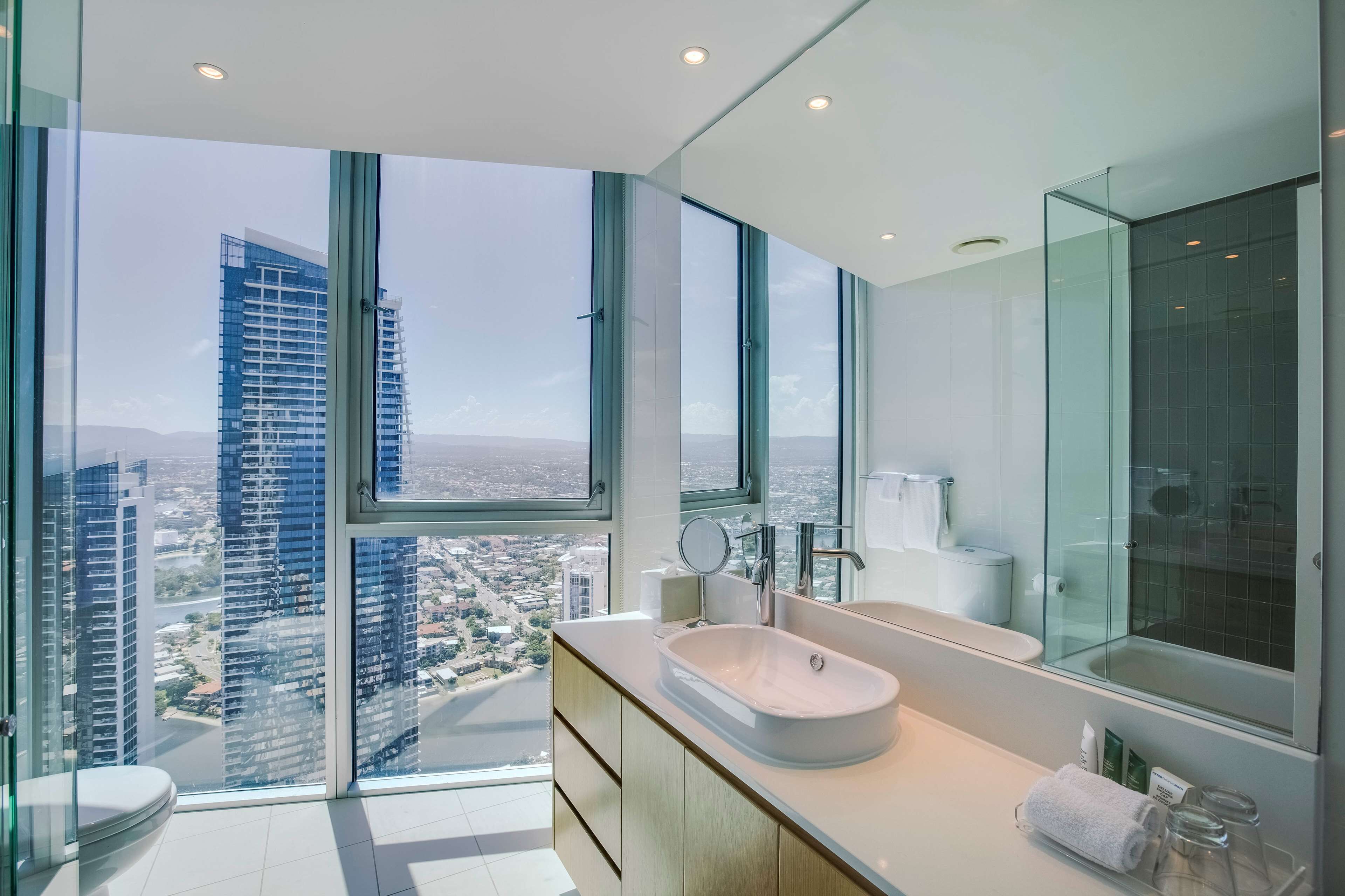 4 Bedrooms Residence Ocean View | Bathroom