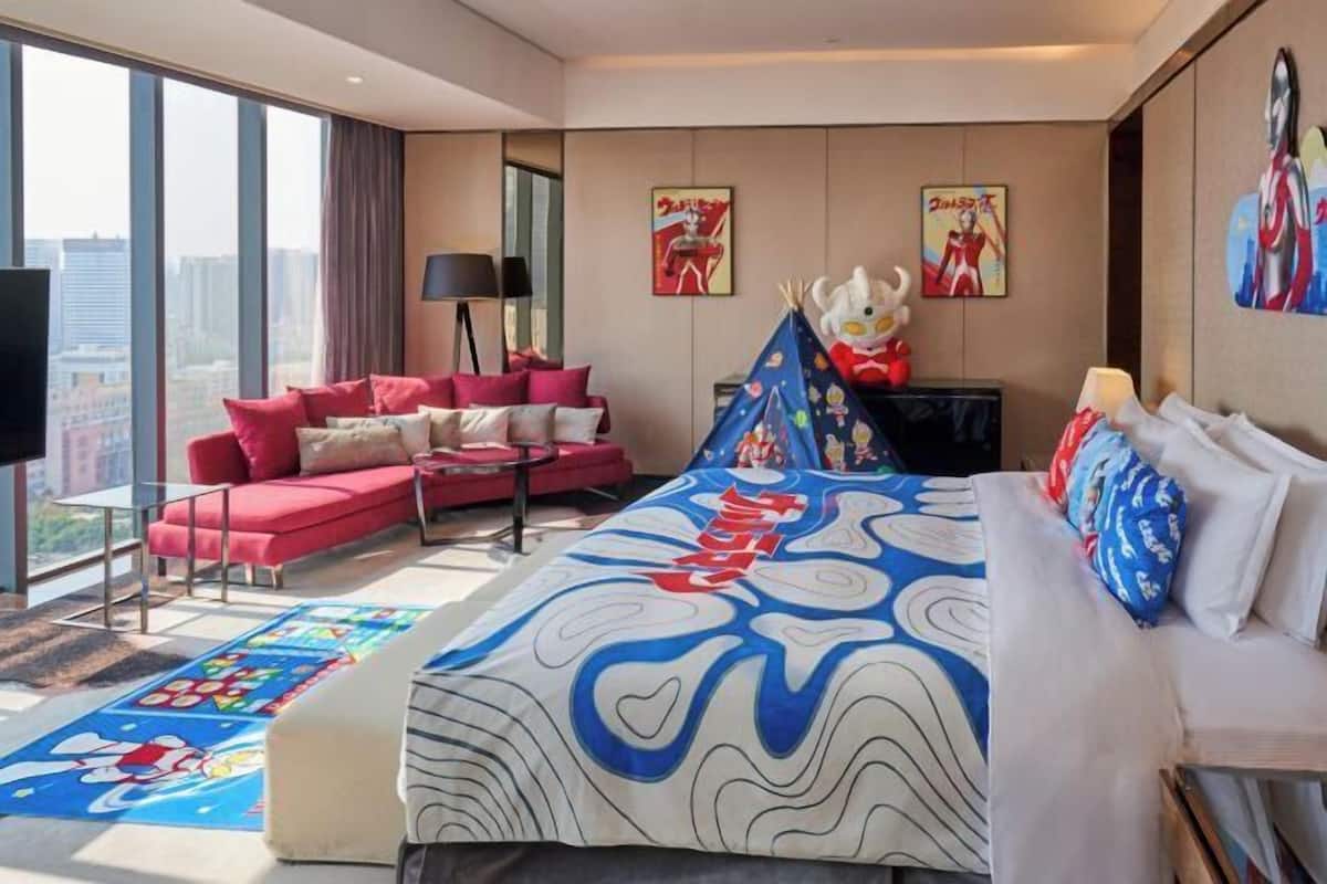 Een gratis minibar, een kluis op de kamer, verduisterende gordijnen