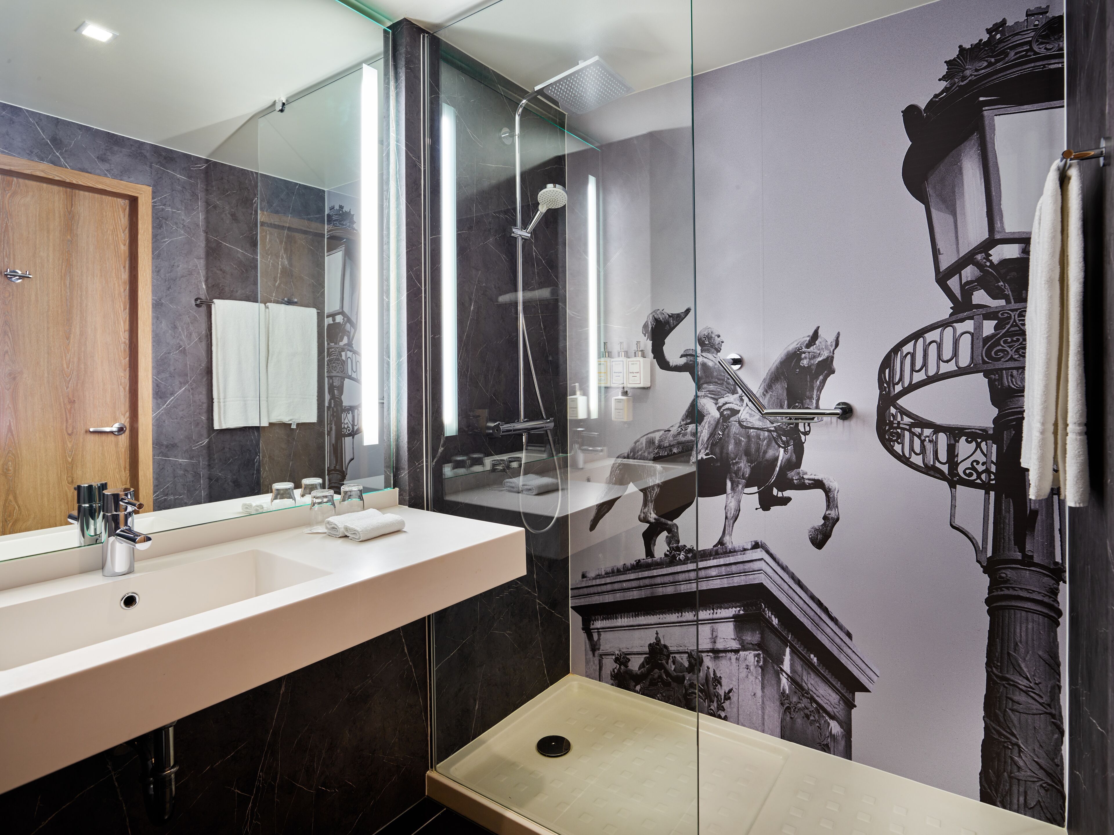 Photo - Park Inn by Radisson Luxembourg City