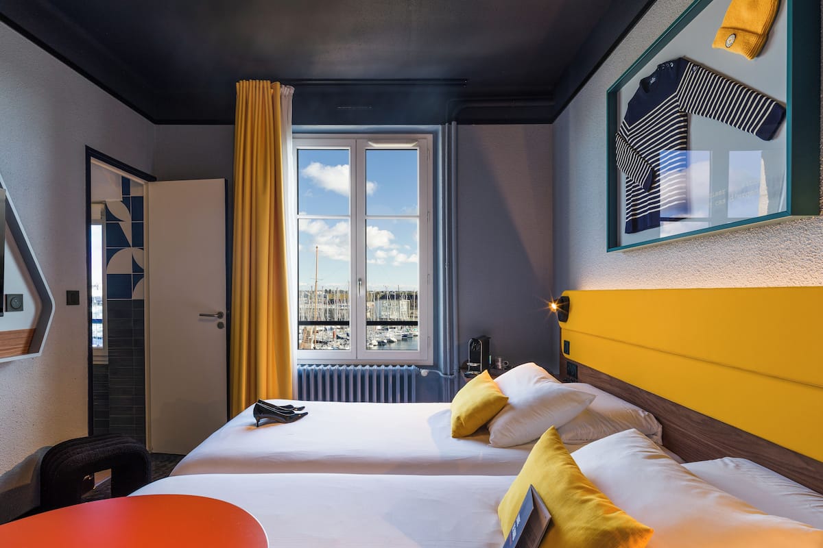 Bureau, chambres insonorisées, Wi-Fi gratuit, draps fournis