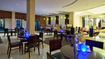 Daily buffet breakfast (OMR 9 per person)