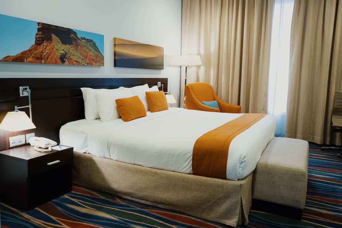 Suite, 2 kamar tidur (Diplomatic) | 1 kamar tidur, seprai katun Mesir, dan seprai premium