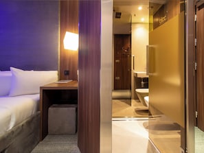 Standard Double Room, No Windows