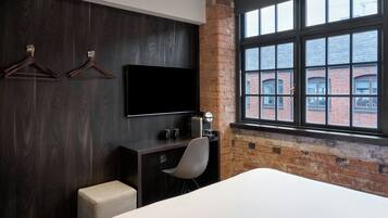 Standardzimmer, 1 Doppelbett | Hochwertige Bettwaren, Schreibtisch, schallisolierte Zimmer