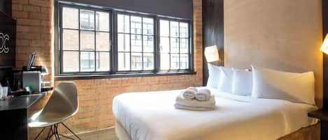 Dobbeltrom – superior | Sengetøy av topp kvalitet, skrivebord, lydisolert og wi-fi (inkludert)