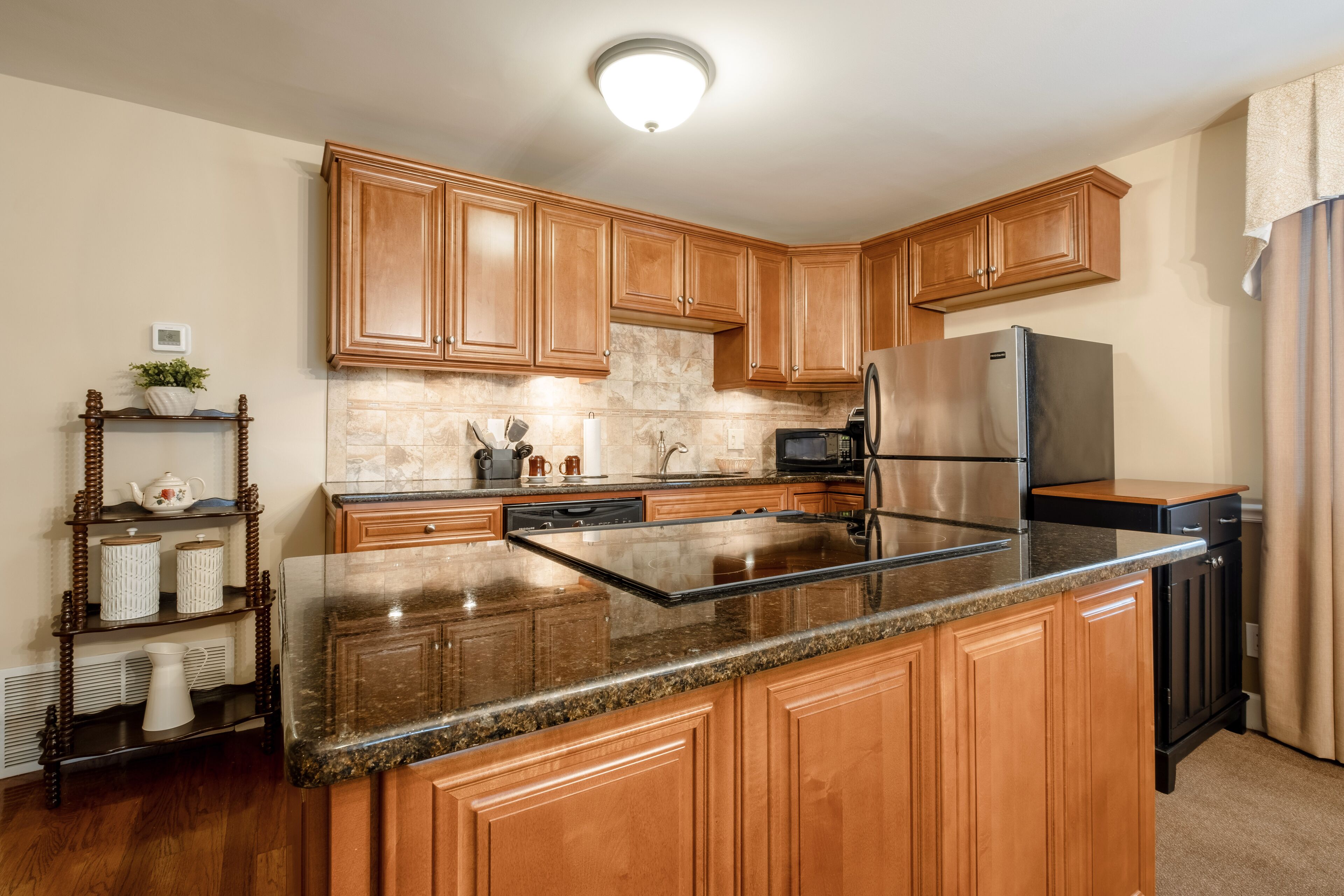 the cornwall two bedroom suite | private kitchen | coffee/tea maker