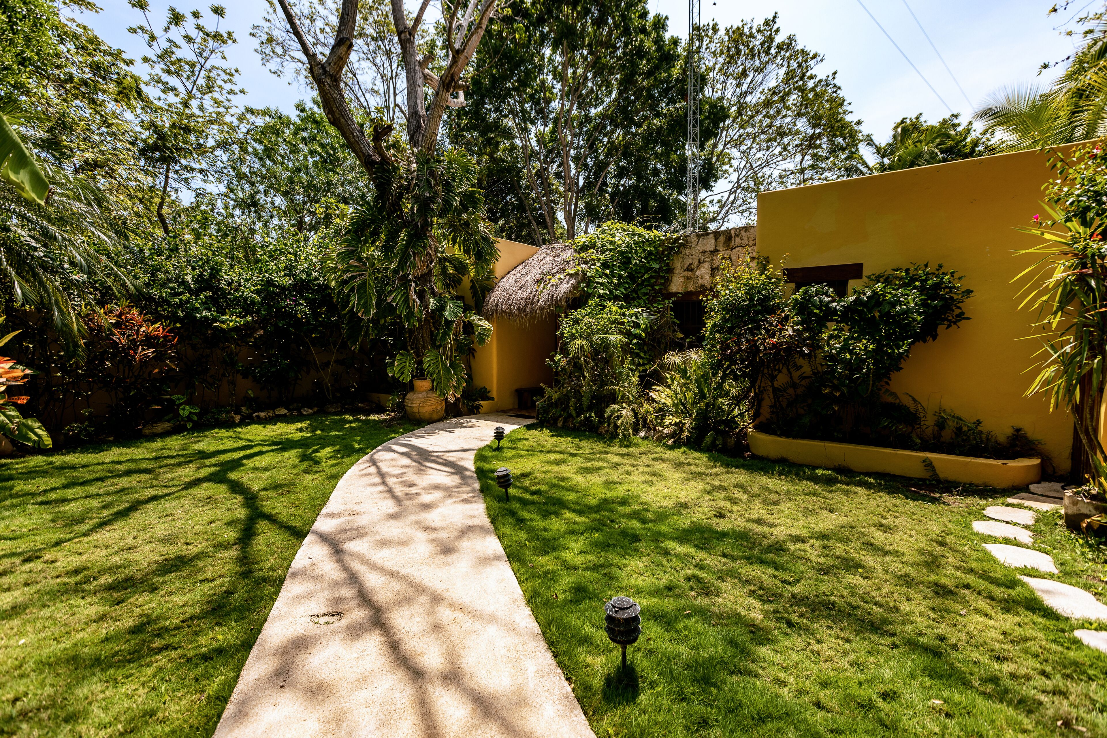 exclusive villa | terrace/patio