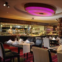 Desayuno buffet todos los días (con cargo)