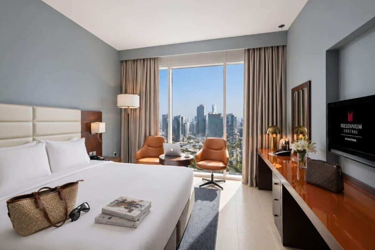 Standard Room, 1 Queen Bed