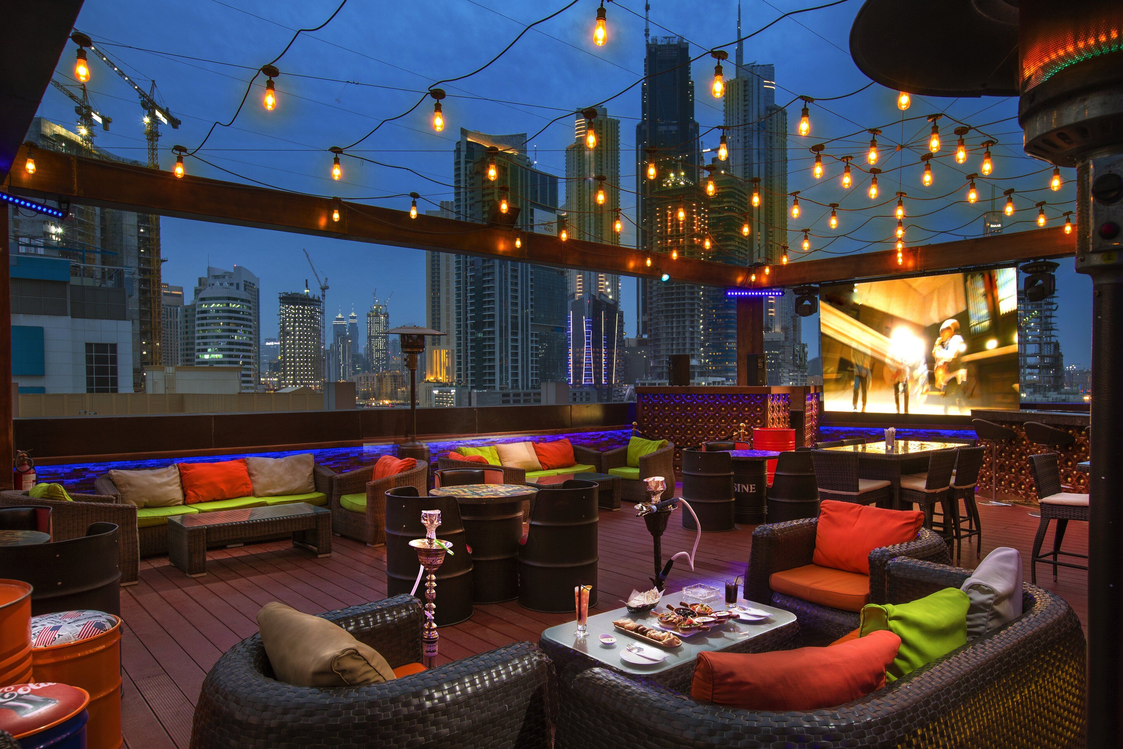 3 bares y 1 bar en la azotea