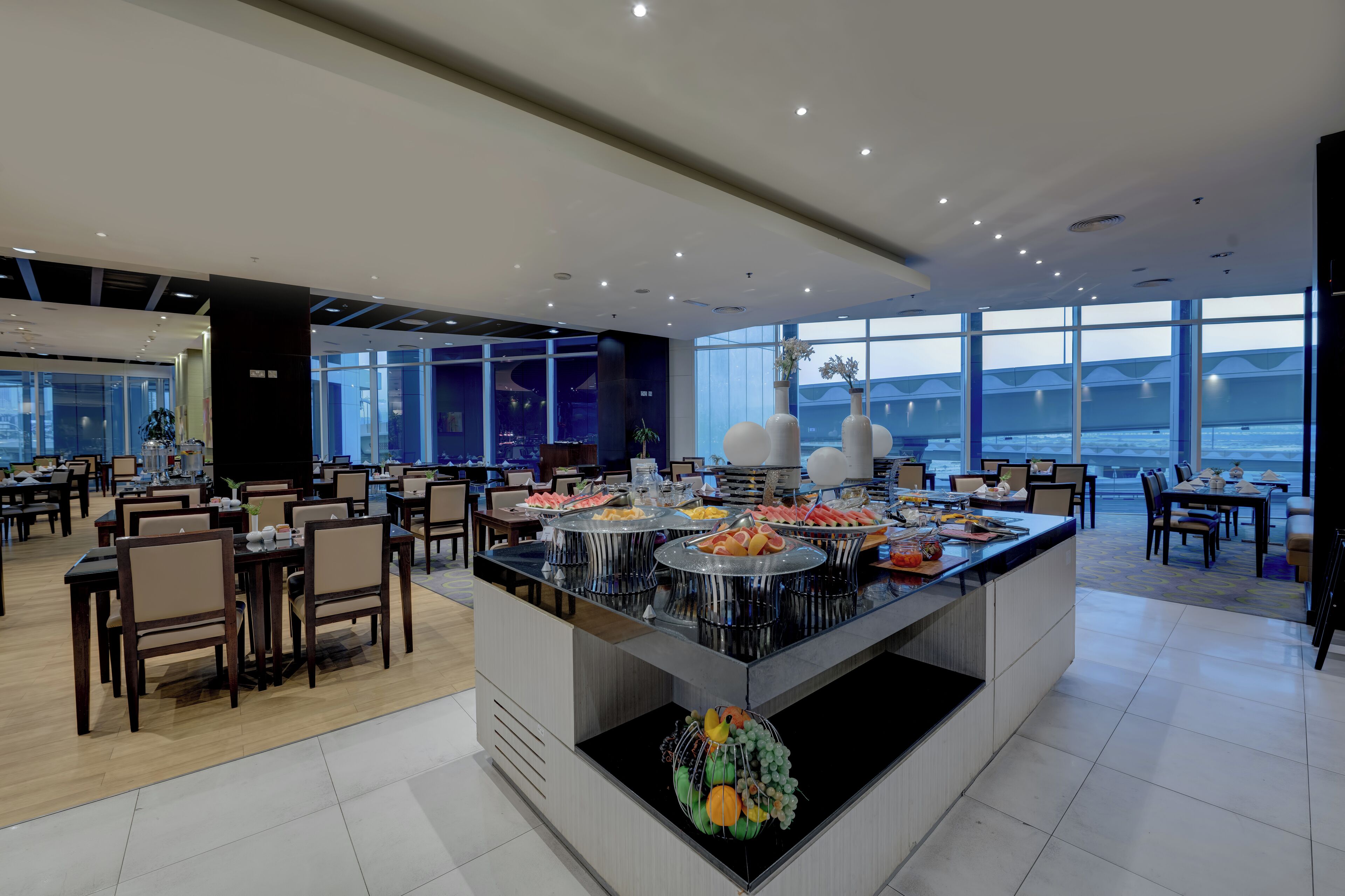 Breakfast, lunch, dinner served; international cuisine 