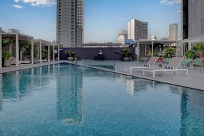Outdoor pool, sun loungers