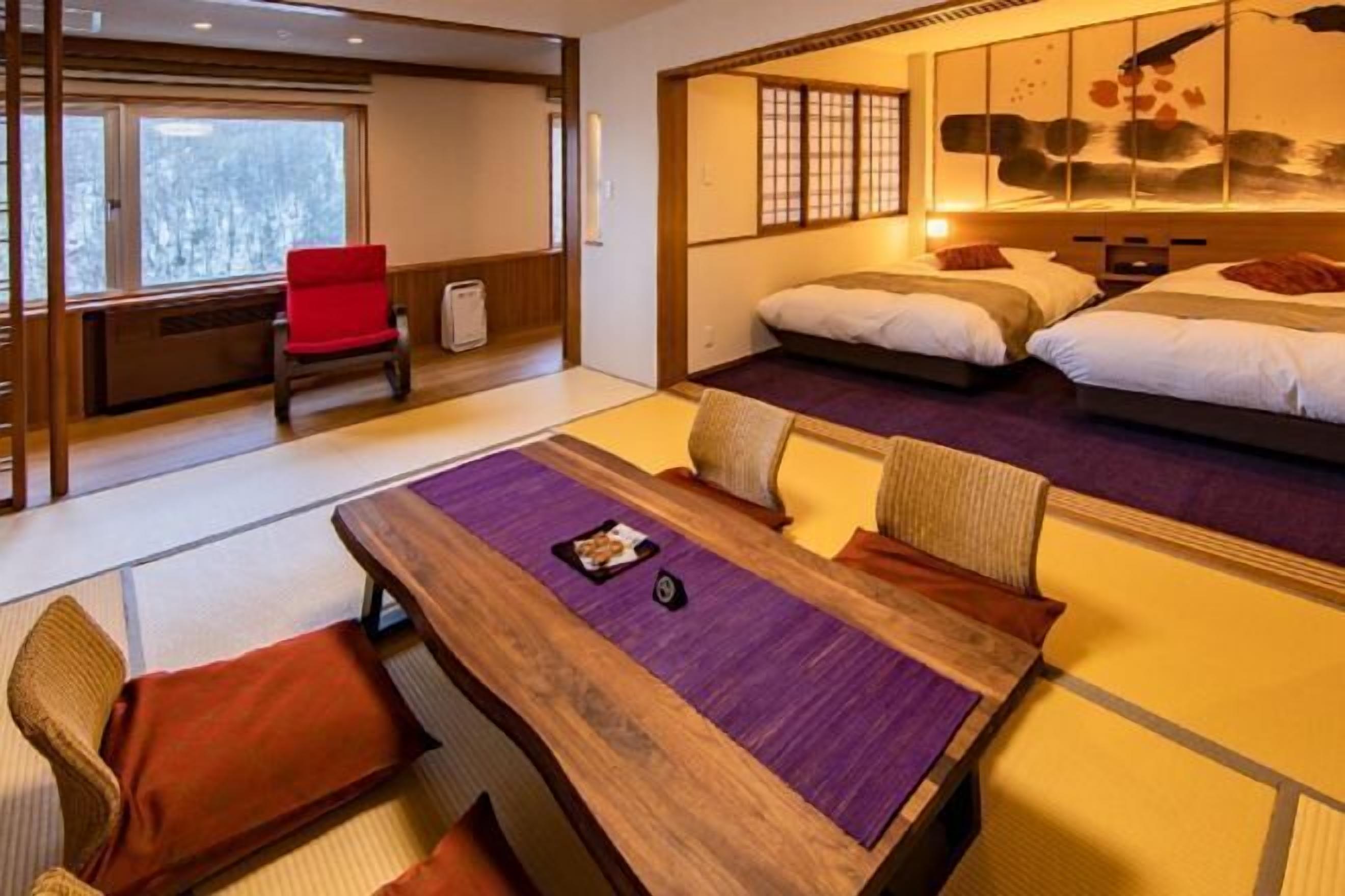 Premium bedding, in-room safe, desk, bed sheets