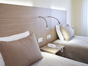 Minibar, desk, soundproofing, free WiFi - Hotel Santa Maria (Alcobaça)