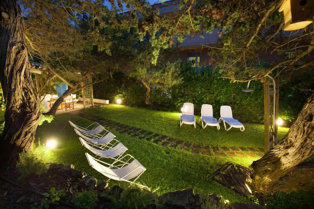 Hotel Nina