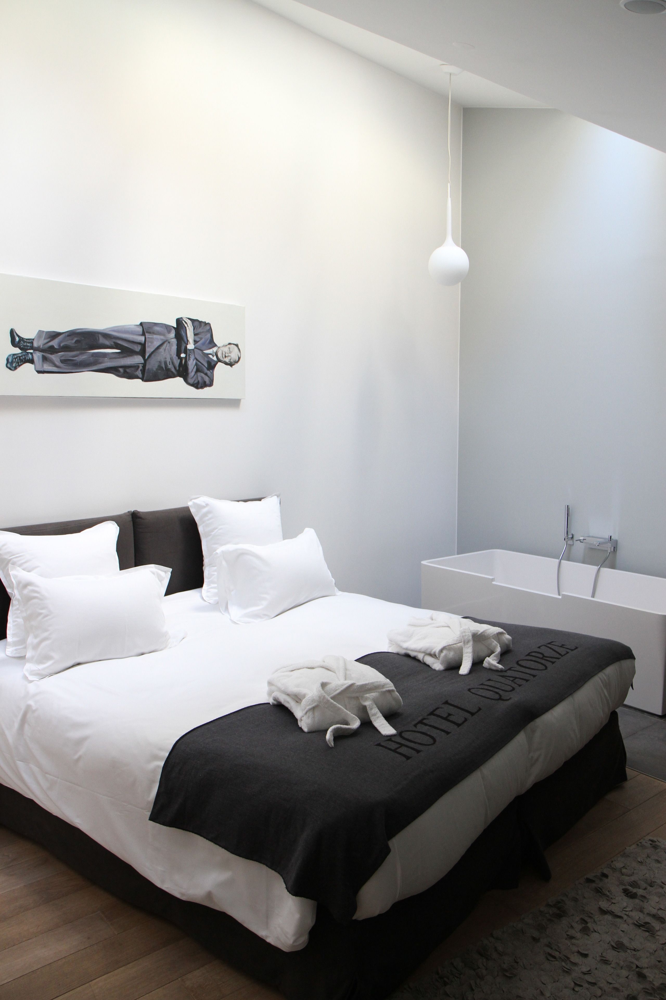 premium bedding, minibar, soundproofing, free wifi