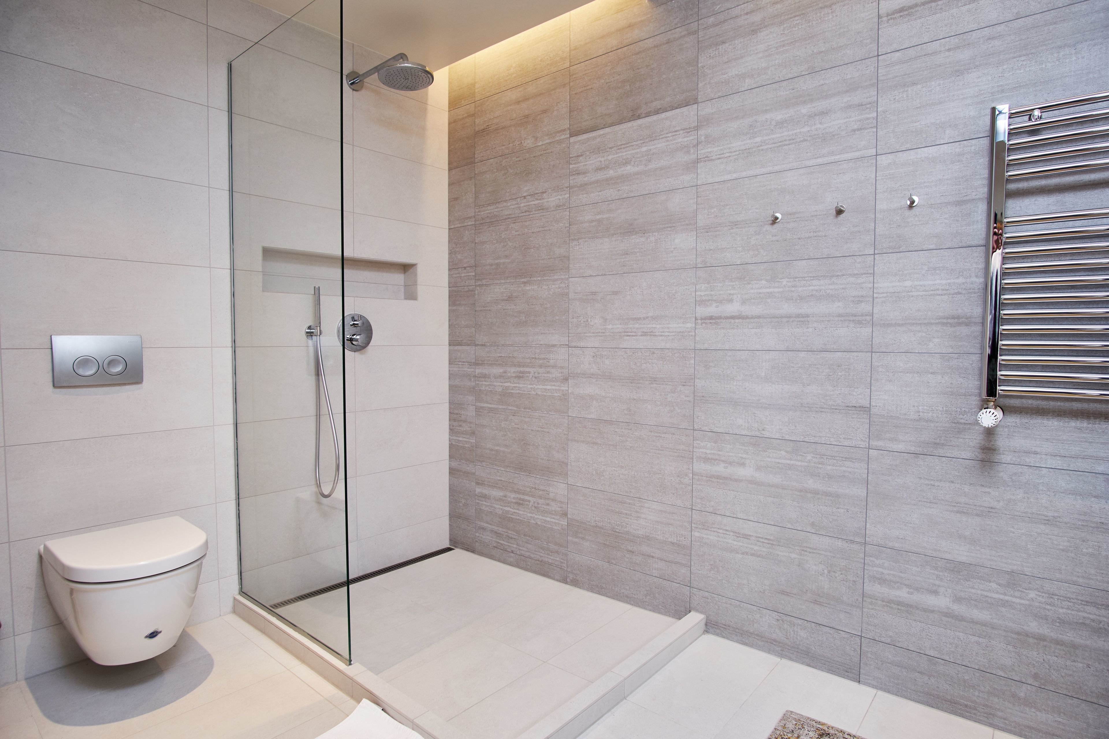 suite, 1 king bed with sofa bed | bathroom shower