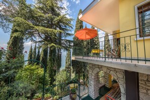 Economy Apartment (2 people) | Lake view - Residence Gardasee Apartments with Lake View (Torri del Benaco)