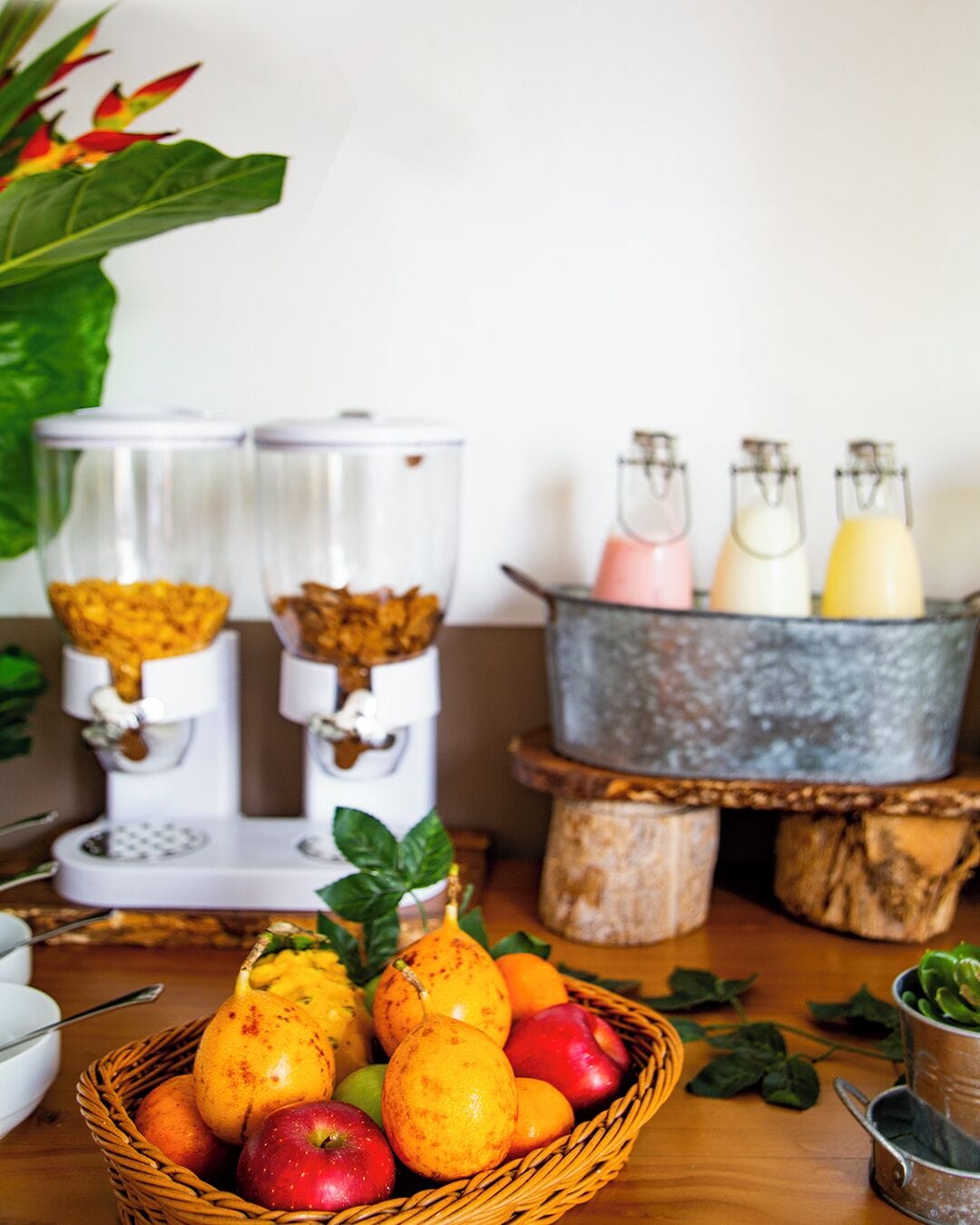 free daily cooked-to-order breakfast