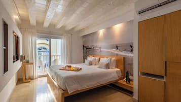 Literie hypoallergénique, coffres-forts dans les chambres