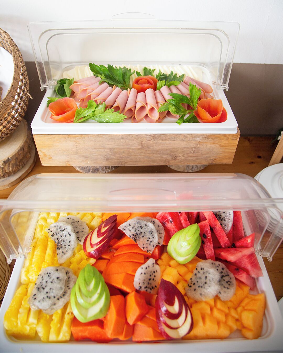 free daily cooked-to-order breakfast