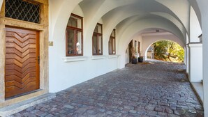 Exterior - Aplaus (Litomysl)