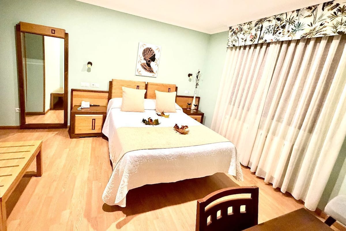 Habitación doble matrimonio superior | Hypo-allergenic bedding, Select Comfort beds, individually decorated