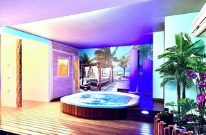 Deep-tissue massages, sports massages, 1 treatment room, massages - Hotel Galatea (Burela)