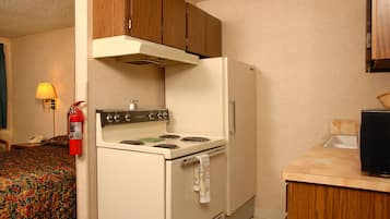 電冰箱、微波爐、咖啡機/沖茶器