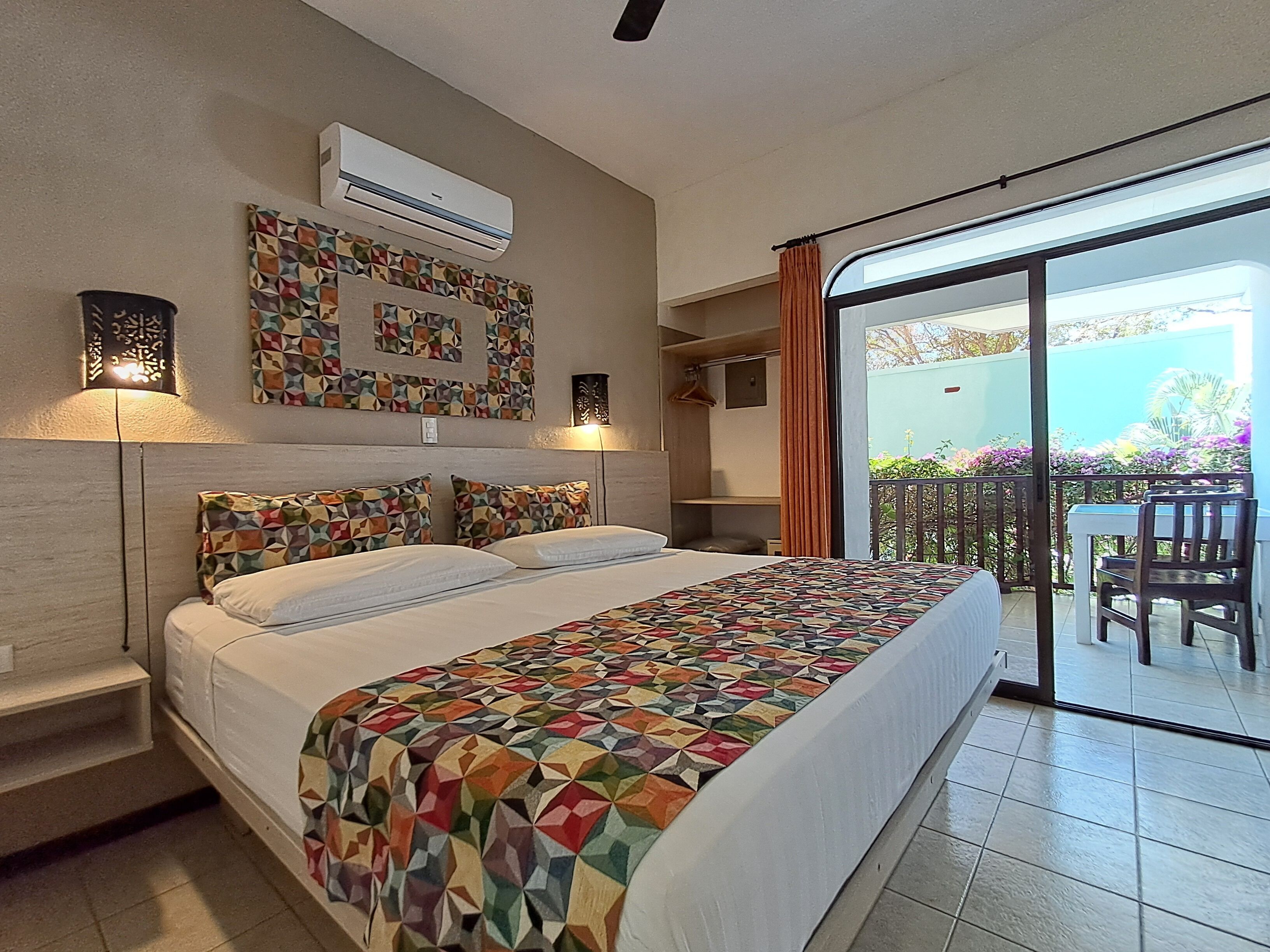 In-room safe, free WiFi, bed sheets