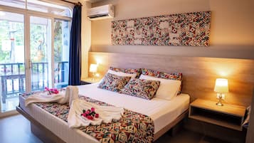 Zimmersafe, kostenloses WLAN, Bettwäsche