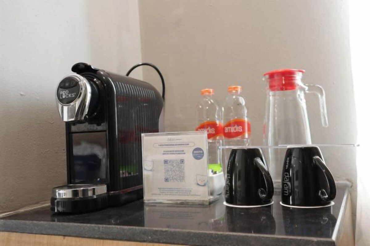 Kaffee und/oder Kaffeemaschine