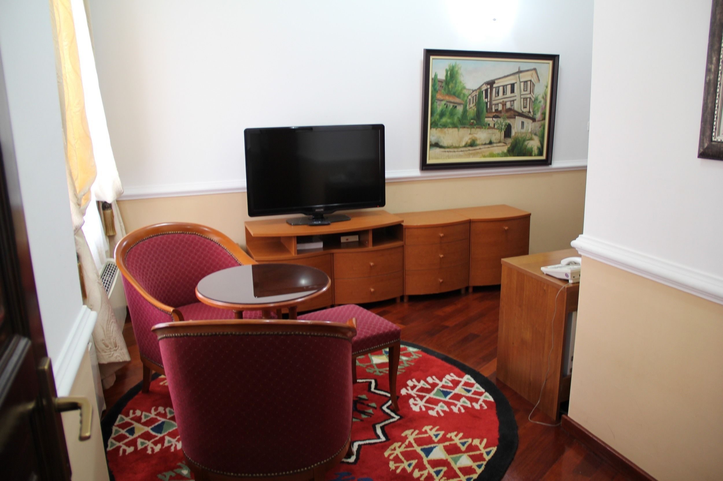 suite | room amenity