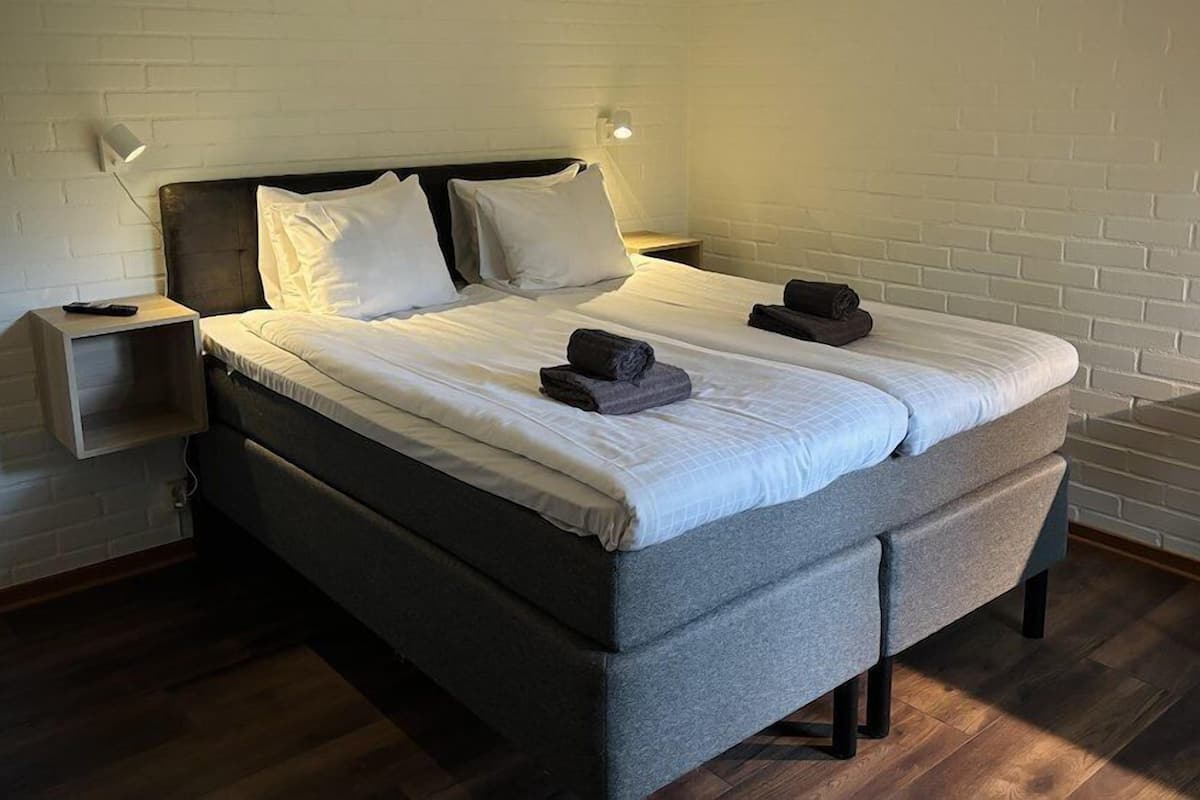 Double Room | Pillowtop beds, desk, blackout drapes, iron/ironing board