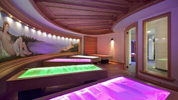 Couples treatment rooms, sauna, hot tub, Turkish bath, body treatments